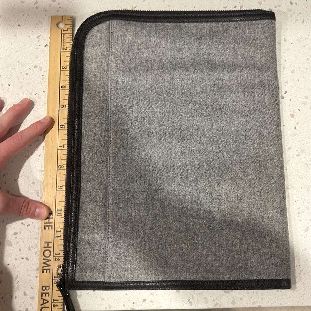 New Vitelli Laptop Pouch